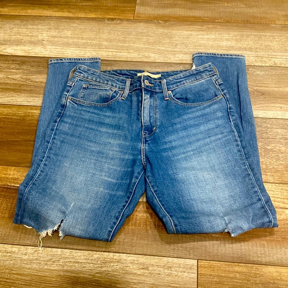 Levi’s High-Rise Skinny - Picture 2 of 4